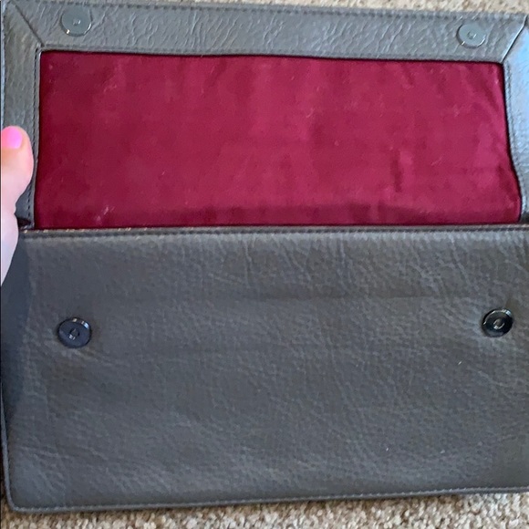 March Jacobs Clutch - Picture 3 of 7